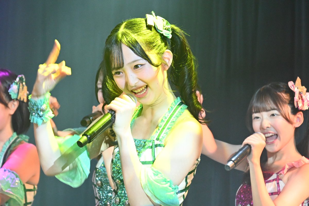 asahi_nmb48's tweet photo. ＃坂下真心 さんの快挙で ＃NMB48 に興味がわいた方も多いかと思います。
囲み取材の流れで、坂下さんの後輩にあたる10～11期生さんたちの ＃無限大ノック 公演を観させていただきました。グループの活動の根幹にして、真骨頂である劇場公演。
どんなものか少しご紹介。 https://t.co/ONrNzM5LLl