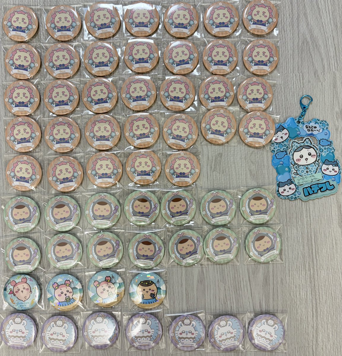 _hitori_gotsu_'s tweet photo. 【交換・譲渡】ちいかわ ちいぽけ アリス 星ふるスカイツリー ちいかわパーク 缶バッジ

譲 ▶︎ シーサー くりまんじゅう 古本屋 モモンガ
求 ▶︎ 画像2枚目 or 定価+送料

郵送or 土日祝新宿手渡し
古本屋、モモンガは交換のみ
初回お取引の方はﾂｲﾌｨ必読

お気軽にお声がけください🌸
 #ぴ取引 https://t.co/twqMsot5UR