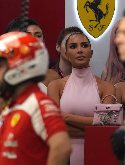 ScrewderiaF1's tweet photo. Both fvck Lewis Hamilton 🤝 https://t.co/lGqRpweysv