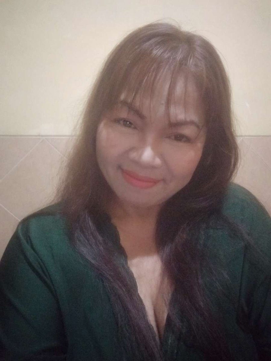 mamisemox's tweet photo. Malam yg jomblo chat yuk https://t.co/N41dn3Zdgw