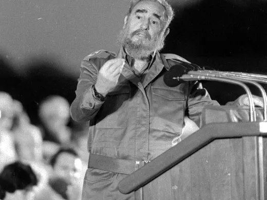 ACN_Cuba's tweet photo. 🇨🇺 De Fidel, su inagotable legado

🗣️| “No podrán vencernos ideológicamente, ni podrán vencernos con el poder de las armas, como no nos han podido vencer con el implacable, cruel y despiadado bloqueo que nos han impuesto”. 

#CubaNoEsUnaAmenaza, el bloqueo sí.

#100AñosConFidel https://t.co/kDnveJLN1l