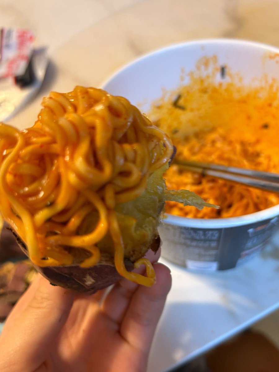 goonyang08's tweet photo. 맛잘알이라고 해줘 https://t.co/TyQ5G8XaOq
