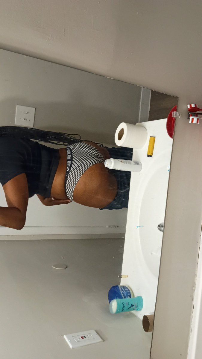 jadaparkerz5's tweet photo. Bussin😘😘😝😋💯 https://t.co/kRAEmQesde