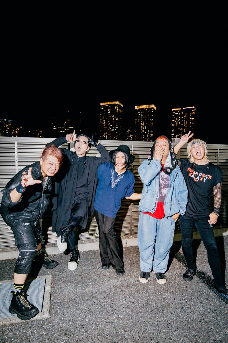 NAOKI_ROTTEN's tweet photo. KOSHIROCK GALAXY2026
豊洲 PIT
@dbx_official 

ライブバンドマンまみれお客さんもライブ巧者で溢れてやしたわね
35分真っ直ぐしか投げれない進めない豪直球波動!!  ええ瞬間蓄積　
善き時
ありがとうございました

dustbox二日間
お疲れはん。
また必ずや

📷 @kawado_photo https://t.co/ngqH85oWUb
