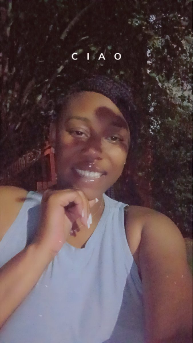 jadaparkerz5's tweet photo. Jada MF WAYDA so fine 😘😘😩🫶🏾 https://t.co/XKCoeWNToY