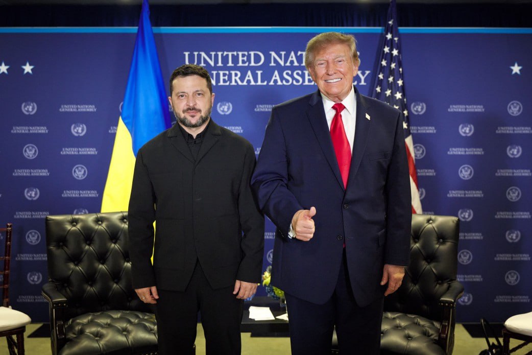 nexta_tv's tweet photo. 🇺🇦 Zelensky responds to Trump: Ukraine will hold elections if Putin agrees to a 60-day ceasefire

The Ukrainian president made the statement in an interview with US broadcaster ABC News.

“First of all, with all due respect to President Trump, it is our society, our people, who must choose their leader,” Volodymyr Zelensky said.

“Please tell Putin: give us two months — 60 days of a complete ceasefire, 60 days — and we will organize elections.”
