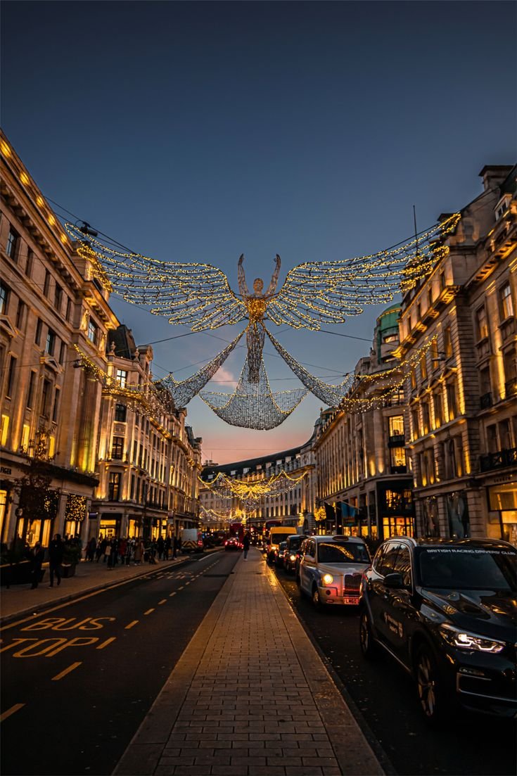 naturebeauty760's tweet photo. Regent Street, London UK 🇬🇧 https://t.co/3SVCsbOTDY