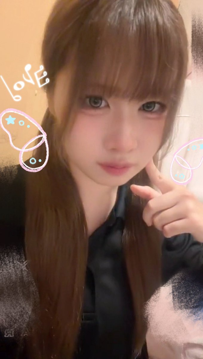 meromikecat's tweet photo. 本日23-♡
 #みけねこカフェ #またたび #みけねこカフェ清瀬 #お給仕 https://t.co/G1Rq4WLK60