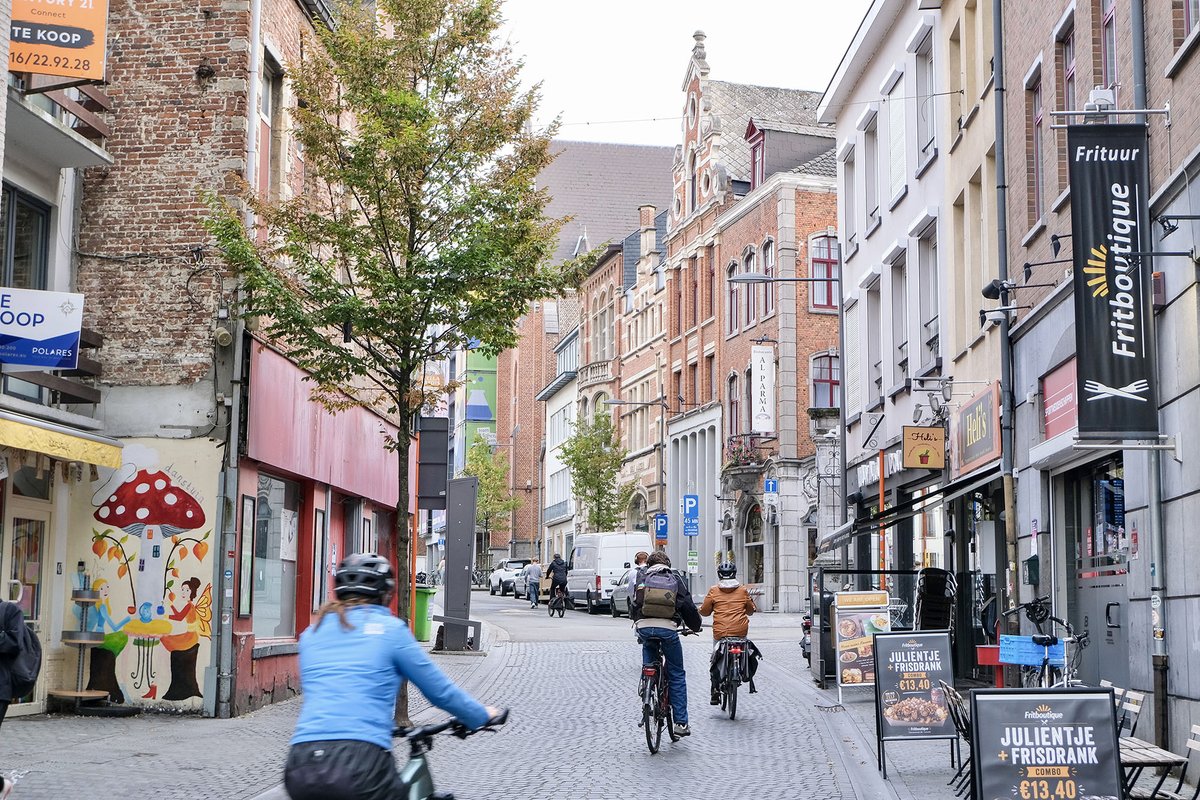 modacitylife's tweet photo. Leuven offers a takeaway for cities struggling with car dominance. Building bike infrastructure matters, but the wider organisation of traffic matters as much. A network of cycle routes cannot reach its full potential if streets remain choked with drivers using them as shortcuts. https://t.co/cFbDU9047X