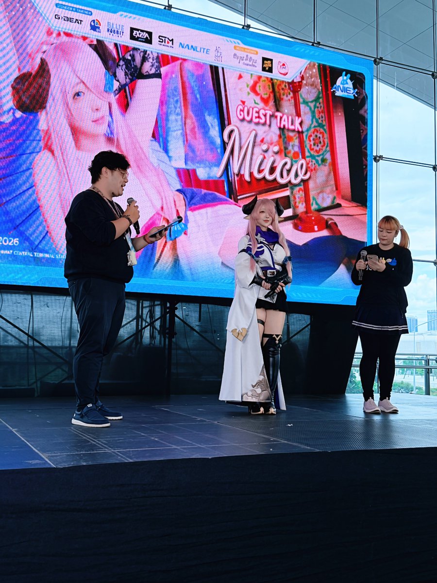 mmm_mii_'s tweet photo. #AniEx2026 
ありがとうございました🇹🇭✨
会いに来てくれて本当にありがとう💗
写真集がすぐ完売してごめんね🥲
次はもっと持ってきます！

ขอบคุณมากนะคะ💗 ครั้งหน้าจะเตรียมโฟโต้บุ๊กมาให้เยอะขึ้นค่ะ! https://t.co/3KadLYohOZ