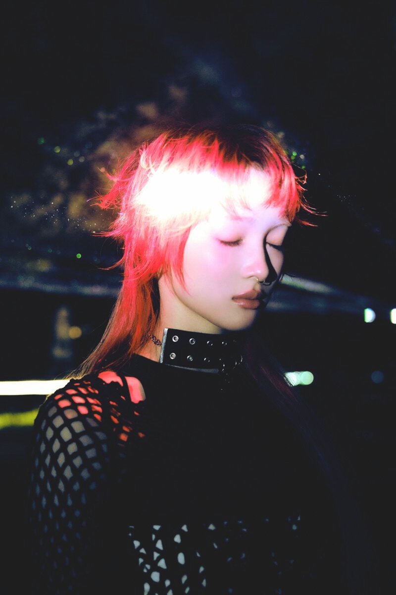 XGhrts's tweet photo. 주린이 멤버 컬러 실버지만 레드가 너무 .. 잘 받음, 잘 어울림 이런 수준도 아니고 그냥.. 그냥 그거임 https://t.co/q1578wbwff