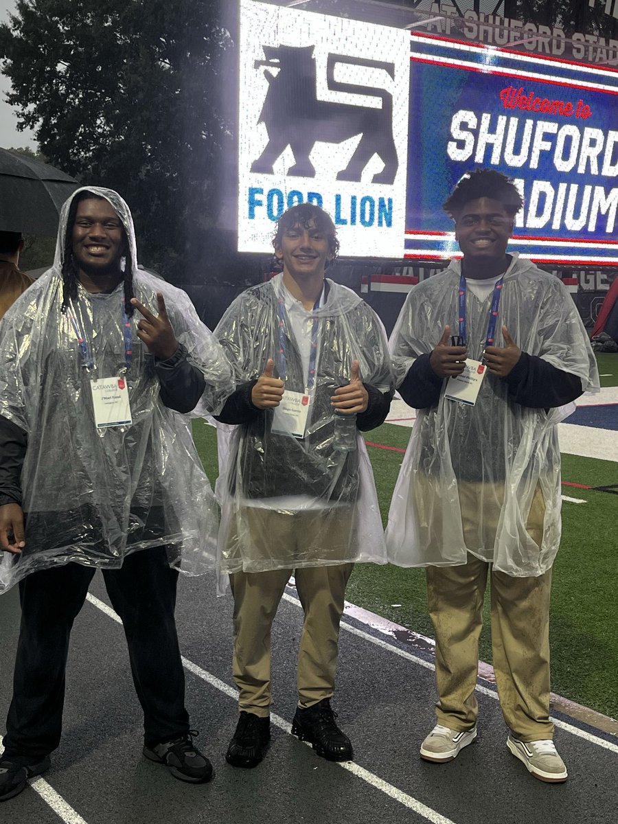 Thezekedtm's tweet photo. Thank you to Catawba University for the hospitality and opportunity! Had a great time and appreciate the chance to experience the program. 

#RollCatawba #ClassOf2027 #AGTG https://t.co/Pbljo28CvN