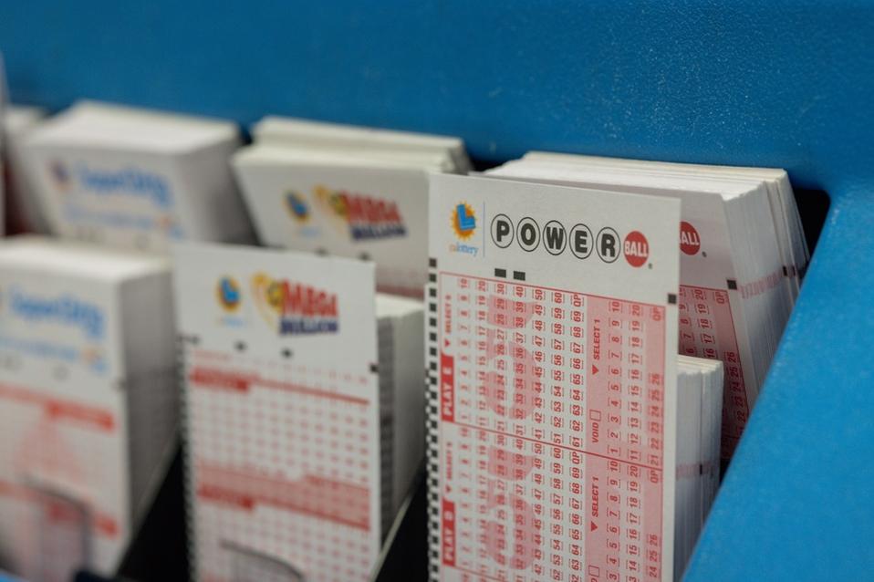 Forbes's tweet photo. Powerball Jackpot Reaches $538 Million—Here’s What A Winner Would Take Home After Taxes
https://t.co/b4bQCYkegj https://t.co/7pxzQyUjMq