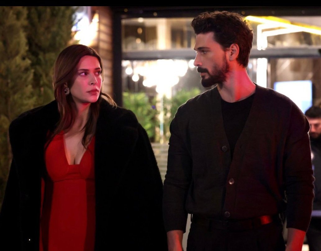 aslana_forever's tweet photo. For me #Yeraltı 🔚
as long as SCRIPT shows DEVLET INTELLIGENCE PROSTITUTING  #HydarAli &amp; #Ceylan #AlCey MARRYING/FCKING/PREGNANCY THEM ON MAFIA FAM😑 
THEY LIVING ON MAFIA HOUSES ON DR*GS MONEY🫵🏼
And NOT FIGHTING VS MAFIA FROM OUTSIDE

SHAMELESS SCRIPT=18 EPS @medyapimresmi 👎🏼 https://t.co/bQ0LOfaLAt