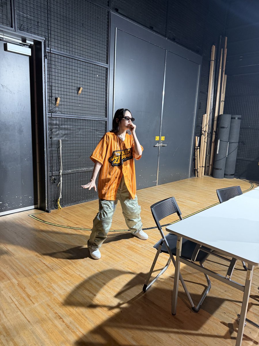 ryu_os_fz's tweet photo. ←カリスマになりたい　　　　カリスマすぎる→

圧巻だった🕶️🕶️
#鎮西寿々歌 https://t.co/b3AqBIyqdj