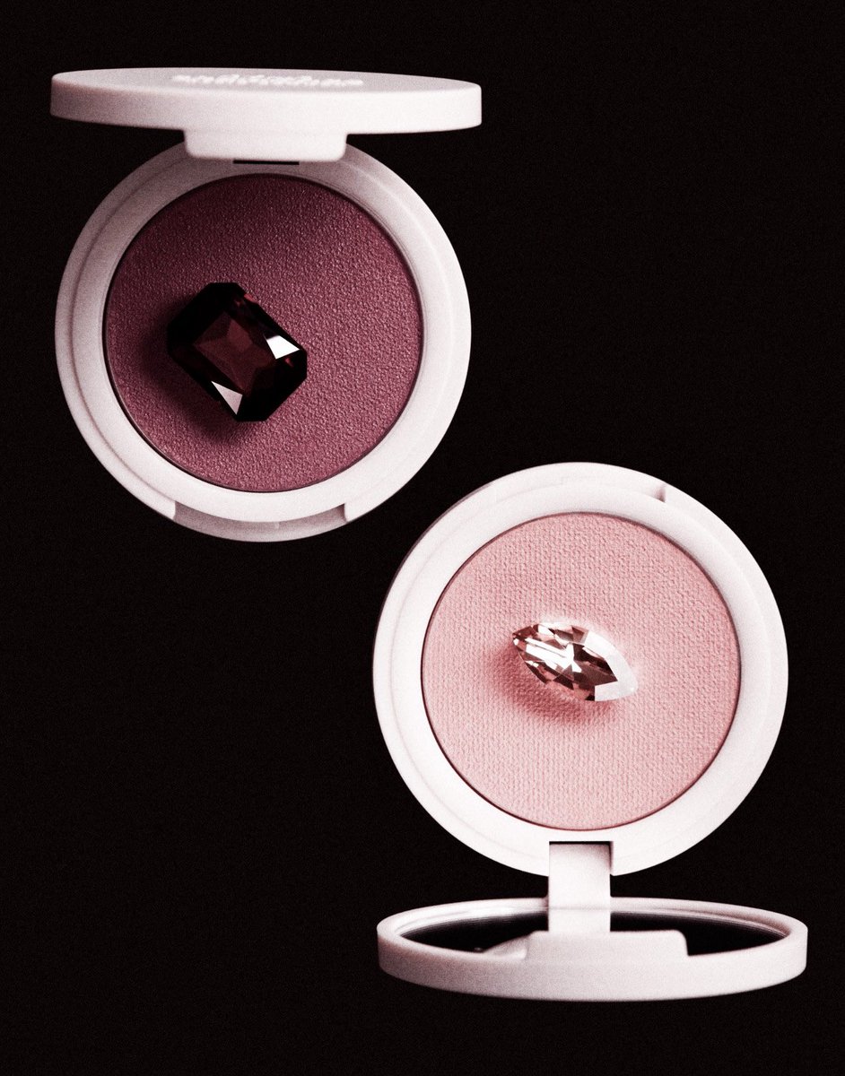 cosmeticskyli's tweet photo. Diamond girly. https://t.co/dMbipQnGY6