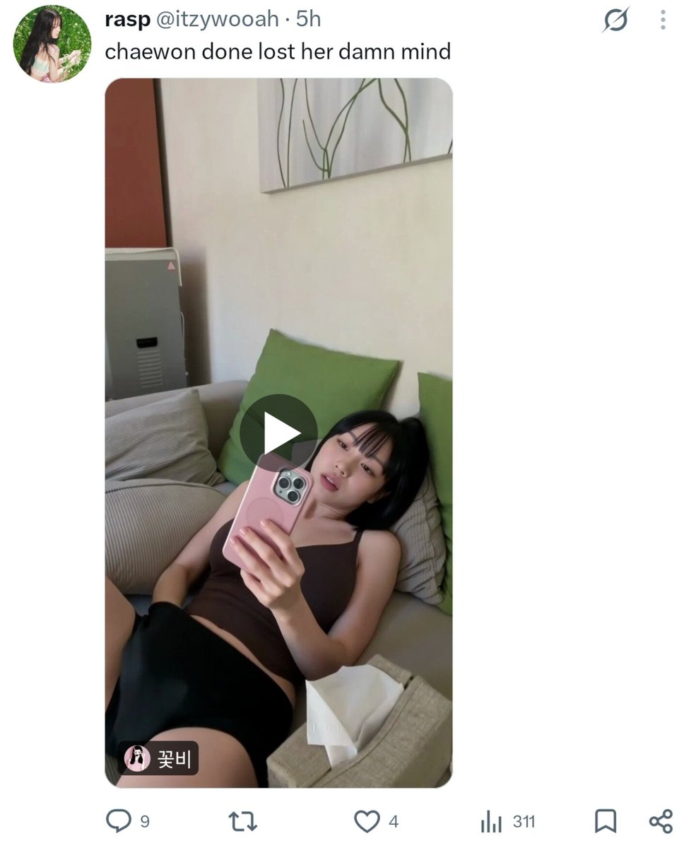 mxlodymix's tweet photo. @itzywooah Yes and I'm not going to keep entertaining your mental illness because you also say shit like this. Disgusting freak. https://t.co/VNcqn1r3t7