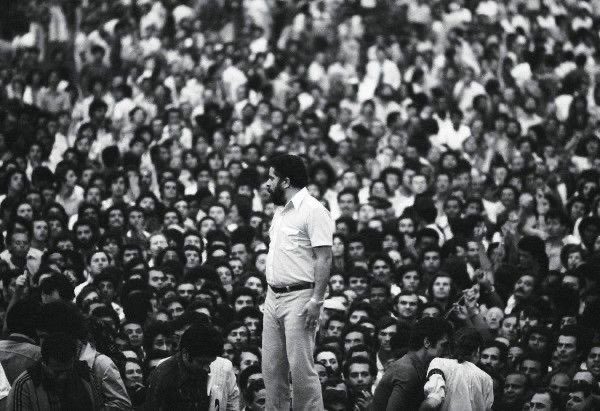 docenevoa's tweet photo. antes de ser presidente da república lula foi um dos maiores líderes da resistência a ditadura militar no final da década de 70 https://t.co/bMi2K3GlYH