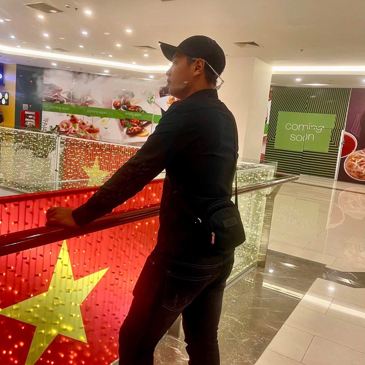 themanh1996's tweet photo. Tìm người Bú Cu https://t.co/35yfGiMscb