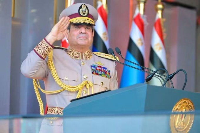 FatenAbdRahman's tweet photo. الحمد لله على نعمة الأمن والأمان، ونعمة الجيش المصري
الحمد لله على نعمة الشعب الطيب صاحب الحضارة 
الحمد لله على وجود رئيس حكيم ورزين زي الرئيس #السيسي في حياتنا 
تعظيم سلام للأمن والأمان
#مصر_ارض_القوة_والسلام 
#تحيا_مصر https://t.co/bHz7w5Ml6O
