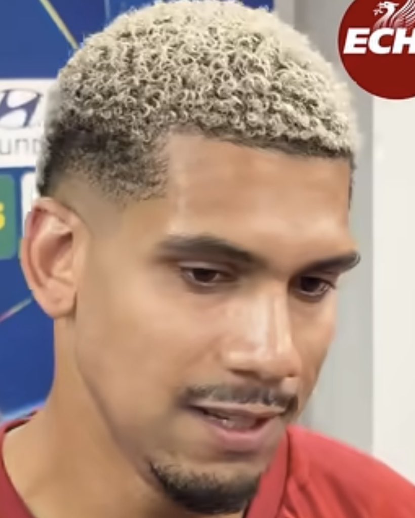 UTDAlex8's tweet photo. 🚨Ronald Araújo on the intensity of the Premier League compared to LaLiga after Liverpool’s 3-0 defeat to Manchester City:

“Since I arrived in the Premier League, I’ve realised there’s a huge difference between these two leagues. And I mean a HUGE difference, not a small one.

In LaLiga, you can sometimes recover from a defeat because you’re not facing this level of intensity every single weekend. But here in England, every match feels like a battle.

Look at Liverpool. We have so many quality players, and honestly, in LaLiga, you wouldn’t expect a team with this much quality to struggle like this. But in the Premier League, quality alone is never enough.

Here, nobody cares about your stadium, your history or how big your club is. Any team can come to your ground and beat you. Every winger is fast, every defender is strong, and the intensity is unbelievable.

The most frightening thing is that if you lose two games in a row, you can already find yourself falling behind in the title race. There’s almost no room for mistakes.

Just look at the league table. It’s not a league dominated by only two or three clubs. So many teams can compete, and nobody gives you an easy game.

Now I understand why they call it the best league in the world. In the Premier League, you don’t just have to be good. You have to be ready to fight every single weekend.”