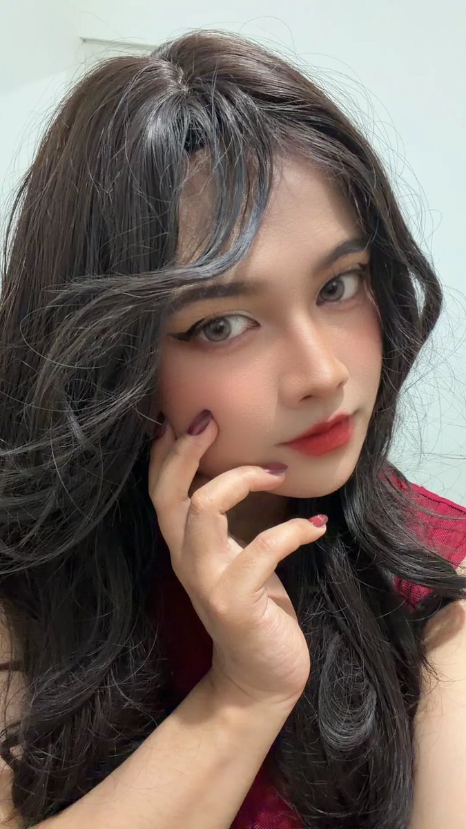 clara_siss37927's tweet photo. Dandan butuh waktu, tapi hasilnya sepadan buat hari ini. ✨

Gimana menurut kalian?

#crossdresser #cder #femboy https://t.co/F76VQuRASw