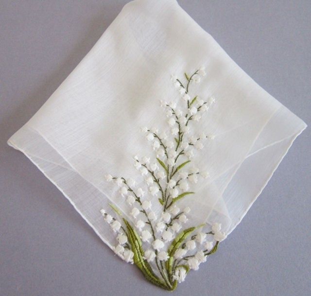 calmgloww's tweet photo. delicate things have their own kind of magic https://t.co/L2NaUD2GVk