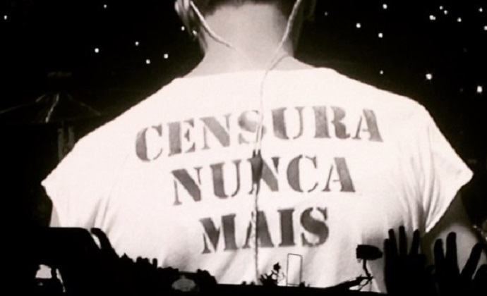_janoninho's tweet photo. 🚨URGENTE🚨

ACABA DE CAIR a decisão ESCANDALOSA do Kássio Nunes de tirar do ar o canal de apoio a Lula

A campanha de Flávio Bolsonaro tem dezenas de canais como esse e todos seguem no ar

É CENSURA pura e simples para favorecer o irmão do Vorcaro - Flávio Bolsonaro

Comente: 
EXÉRCITO DO LULA VIVE
#CensuraNuncaMais