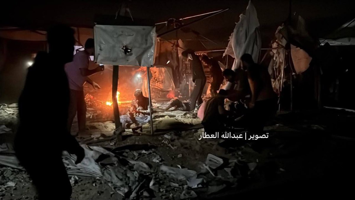 MosabAbuToha's tweet photo. At 8 p.m. today in Gaza, israel carried out a terror strike on a charing spot in Khan Younis, slaughtering at least three people. https://t.co/GoiwEx1MYL