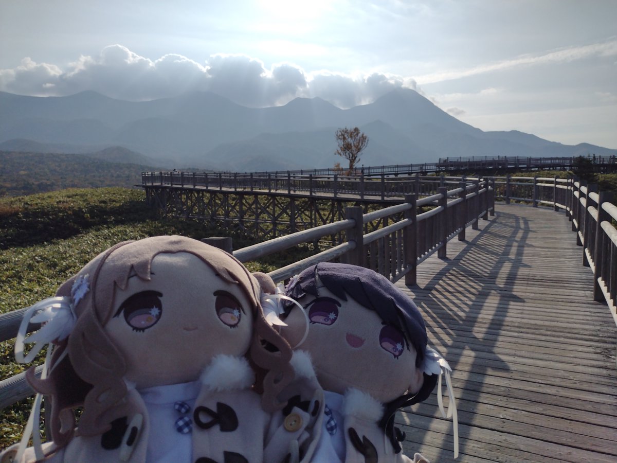 tk_sprt09's tweet photo. もちほわと知床国立公園（知床峠展望台、知床五湖） https://t.co/1pFPus3nNg