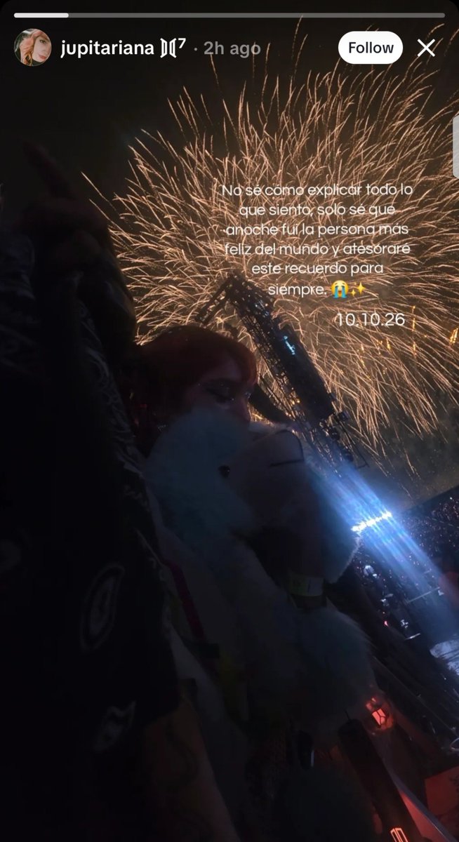 thvsarchive's tweet photo. so this is the army taehyung gifted his beanie to at last night’s concert in peru 🥹

“I can’t explain everything I’m feeling. I just know that last night I was the happiest person in the world, and I’ll cherish this memory forever 😭✨” she is so cutie https://t.co/t8UcNyZIsg
