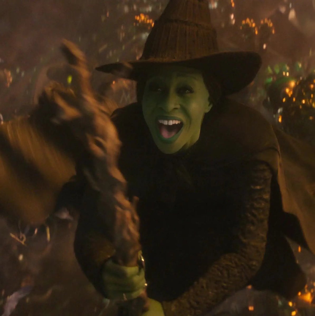 wicked_updates's tweet photo. Elphaba Thropp was only 20 when she defied the law of gravity. https://t.co/WeBXmeLMuK