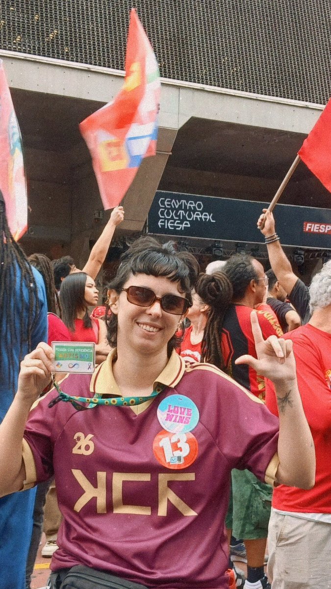 m444qu1's tweet photo. MCRMY com Lula @frankierobrasil
@acervomychem
#FandomsComLula https://t.co/yP4SzOrqxR