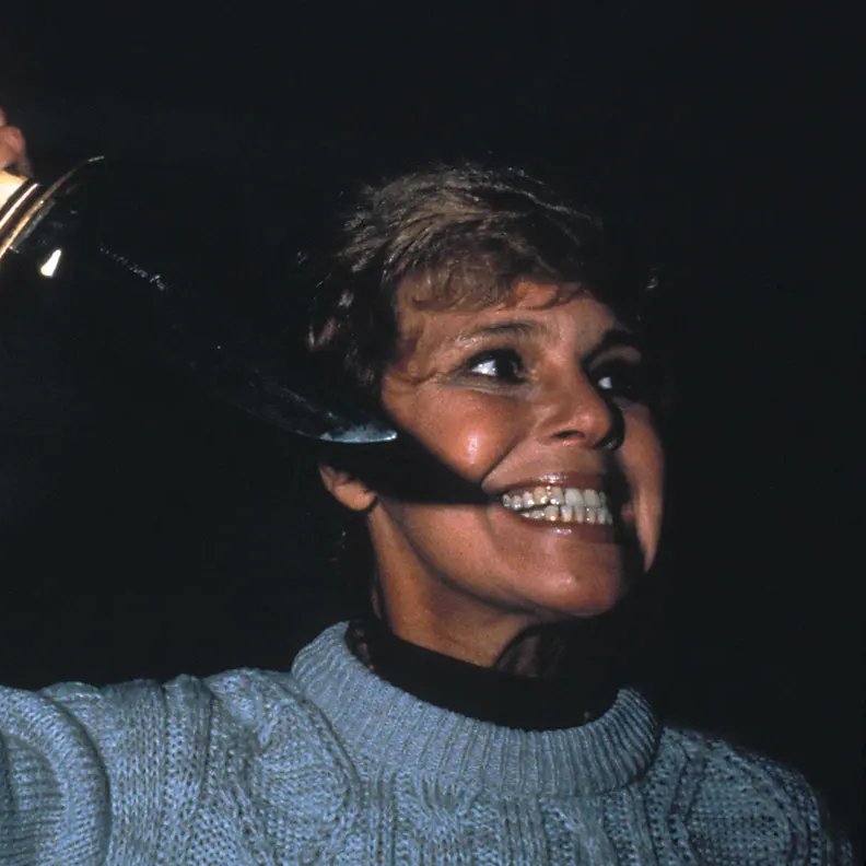 santabutcool11's tweet photo. Pamela Voorhees is on the naughty list. https://t.co/NdePoh42Sl