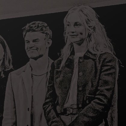 thenoblelijah's tweet photo. ⠀
⠀
⠀⠀⠀⠀        ┈┉    ﹫
                    thenoblelijah   ፡   post  .

feliz  aniversário  para  uma  das  mulheres  mais  fortes  que  já  conheci.  você  tem  sido  parte  da  salvação  de  nossa  família,  caroline.  desejo-lhe  infinita  felicidade. https://t.co/dOzx8LRNpk