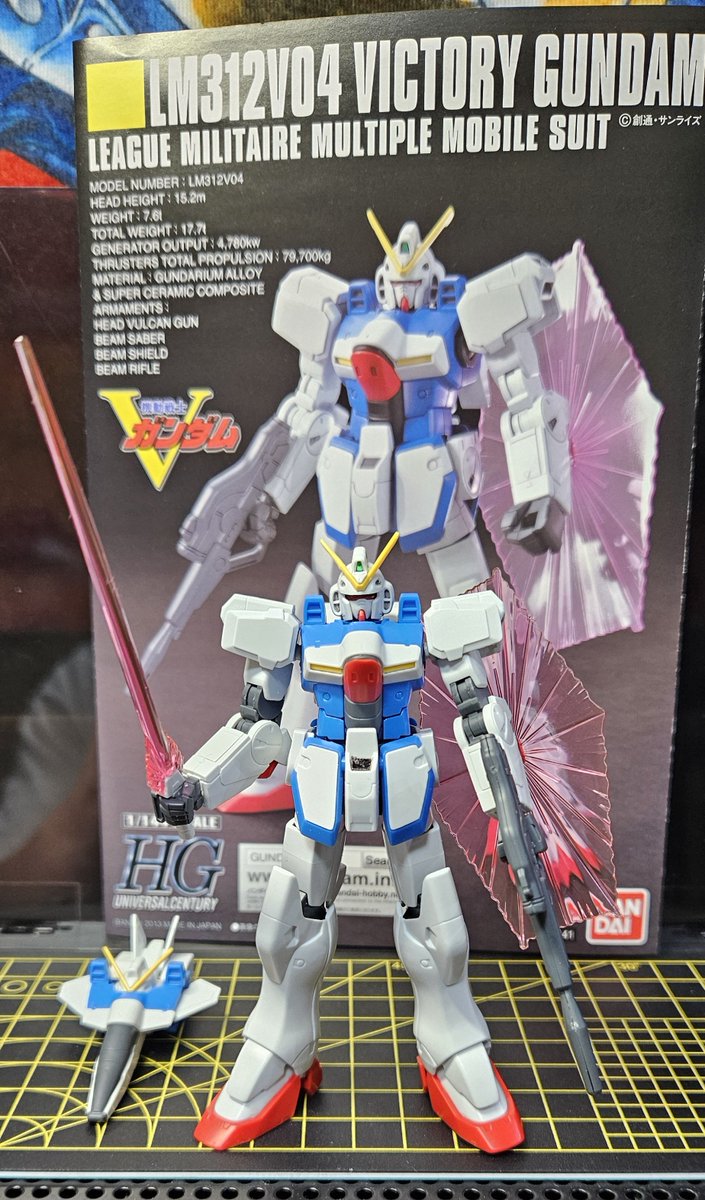 1019_r_k's tweet photo. Vガンダム完成しました😆
ただ、分かってはいたけど可愛いサイズでした😂
@kousuke95 https://t.co/SuMU62vIwE