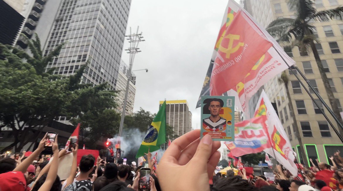 lolonderwall's tweet photo. JAMAL MUSIALA COM O LULA! https://t.co/KkvgkDzEI4