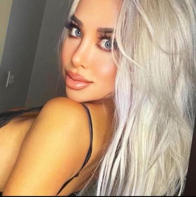 KileyFox's tweet photo. #NewProfilePic https://t.co/QIng9zvioc