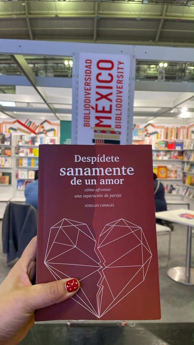 LibrosMarques's tweet photo. Termina la @Book_Fair en Frankfurt y nos despedimos contentos. 

#LibrosDelMarqués #Buchmesse #FrankfurtBookFair2026 #booksfrommexico https://t.co/orN7TWuKSo