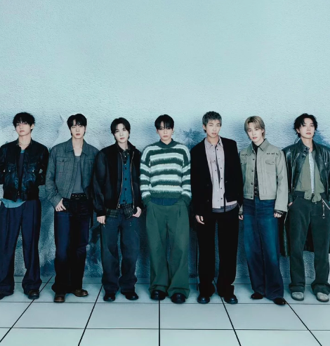 AboutMusicYT's tweet photo. BTS is the most awarded kpop artist at the MAMA Awards, with over 52 awards overall. They also have the most Daesangs, with 21 wins. https://t.co/WLdHmA9MK3