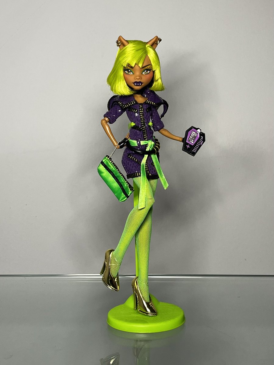 lagoolauraa tweet picture
