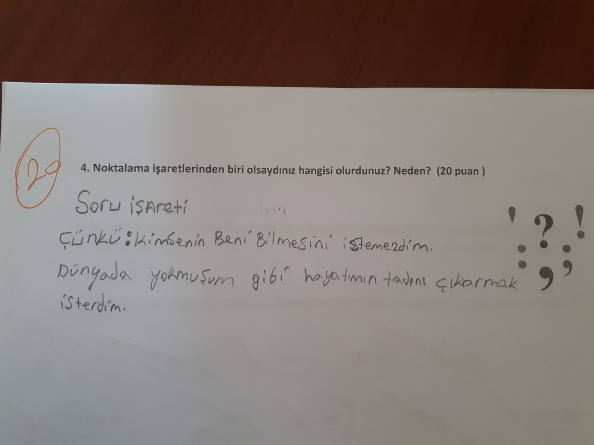 busragunder's tweet photo. Bir öğrencim yıllar önce böyle yazmıştı. Ben de tam puan vermiştim 🫠 https://t.co/AUW1YqwDS4