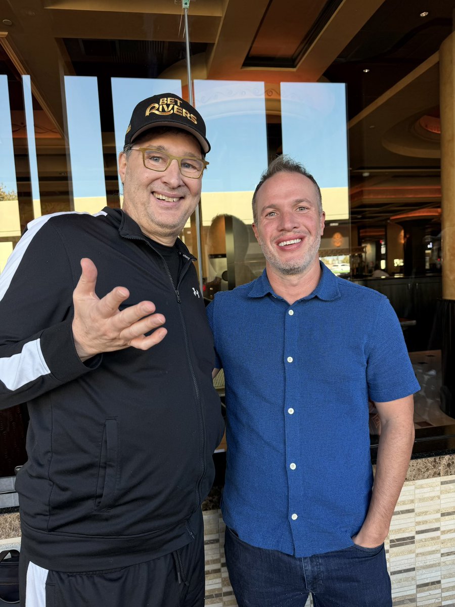 thebenbergman's tweet photo. SF Tech Week recap: 

-Moderated four panels, one on an aircraft carrier
-Hosted one town hall on IPOs 
-Cohosted a poker tournament for 100 players
-Met sisters of Zuck and Palmer Luckey
-Launched VC Insider  
-Ate avocado eggrolls at the Cheesecake Factory with @phil_hellmuth https://t.co/ICq7ITzPQG