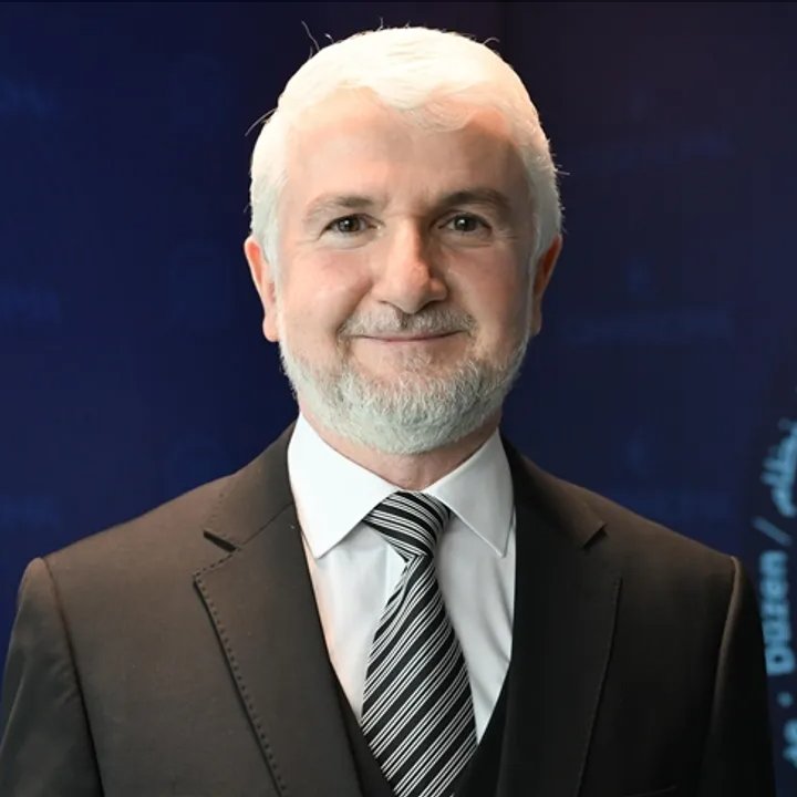 ConflictTR's tweet photo. TUSAŞ Motor Sanayii Genel Müdürü Akşit:

▪Türkiye’den kök hücreleri çaldılar götürdüler, Türk milletinin genetik yapısının haritasını çıkarıyorlar.

▪Sadece Türk milletine etki edecek silah yapabilirler.

▪Tedbir almamız lazım, bilim adam yetiştirmemiz lazım, buna yönelik laboratuvarlarımızı acil oluşturmamız lazım.  

▪Yüzbinlerce yıldır insanlara bulaşmamış olan virüsler yarasadan, kuştan bulaşır mı? Bulaşmaz.