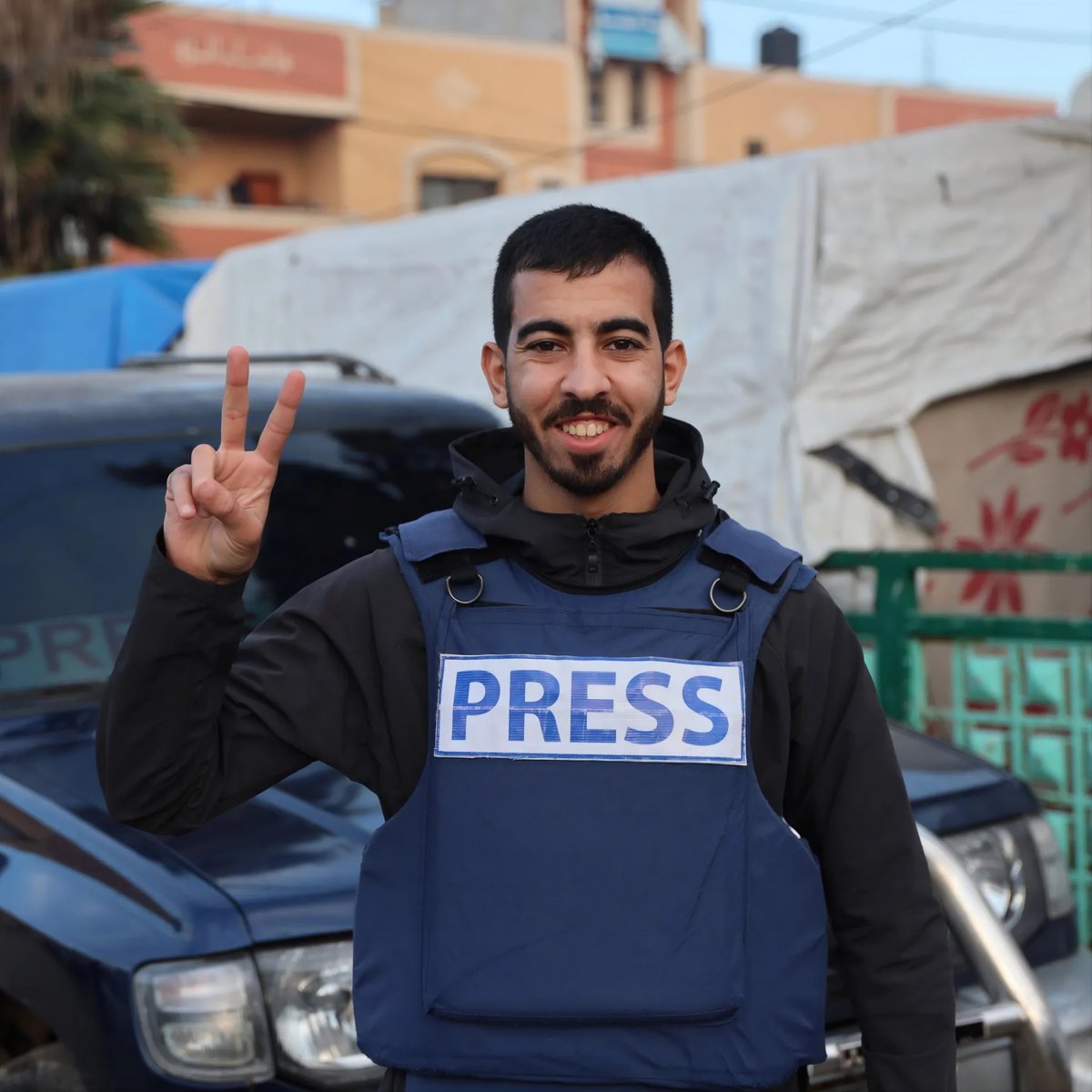 MonsoonRevolt's tweet photo. Saleh al-Jafarawi

Who was shot and killed by a terrorist backed by Israel in Gaza City.

His courageous frontline reporting and inspiring voice will forever echo in our hearts, leaving a grieving world to mourn a dedicated soul taken far too soon.

October 12, 2025 🇵🇸 https://t.co/3GZpNvRo0U