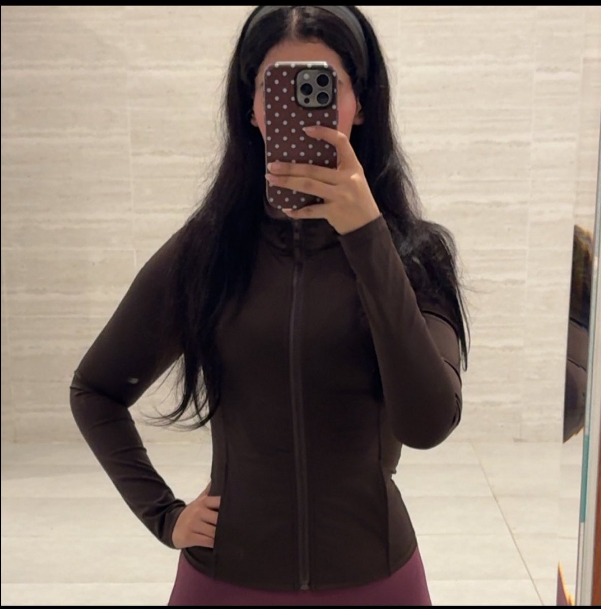 v7v28's tweet photo. 🧘🏻‍♀️ https://t.co/uGKjQjP3OM