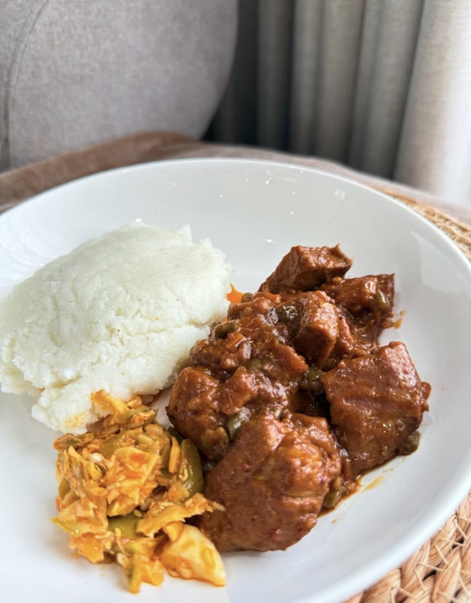 KruzVincent's tweet photo. What are you having for dinner ❓😕 https://t.co/x6A8vikYsl
