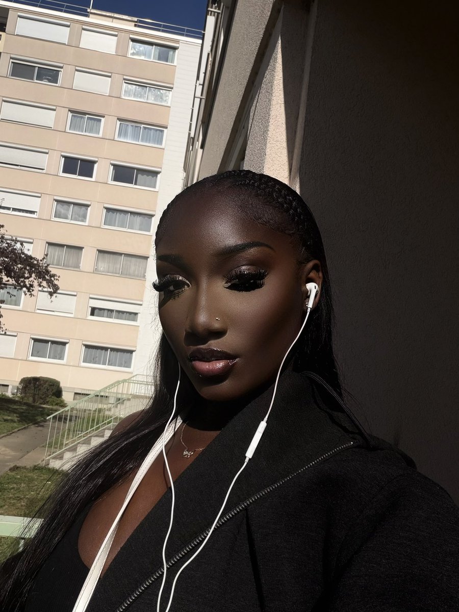 nafissayedess's tweet photo. https://t.co/rporbPEtTa