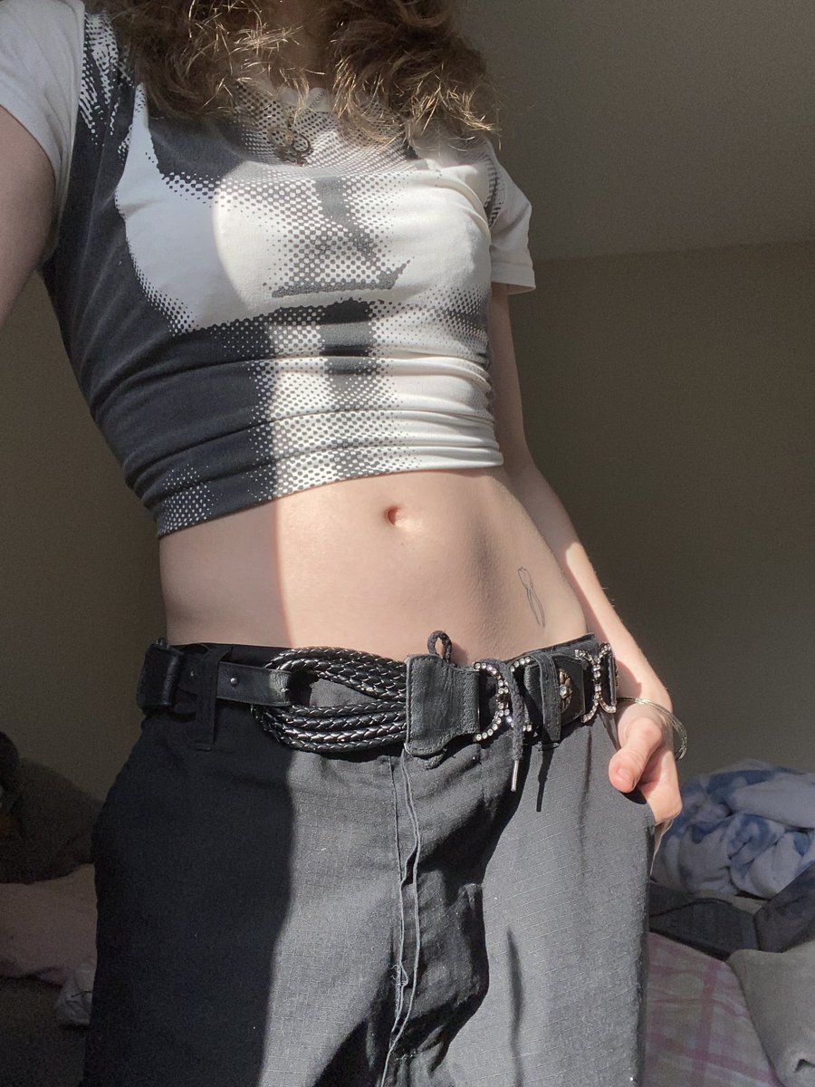 loserpr11ncess's tweet photo. yall like dirtbag femmes or what https://t.co/Zfh3RBLM6b
