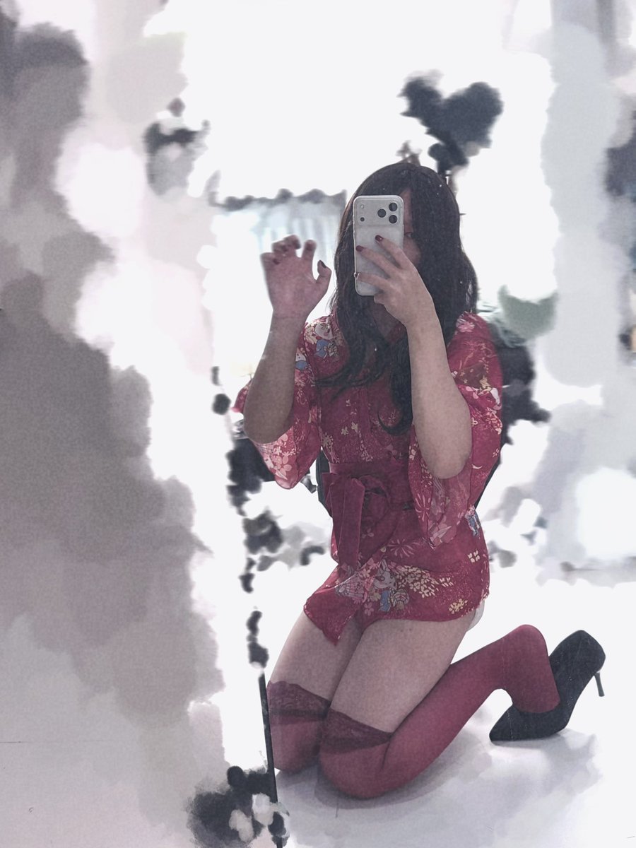 JellyInKitty's tweet photo. 提下鞋不小心把仙女棒露出来了呢 https://t.co/qOSdyJaDhE